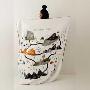 New Clementine Kids Reversible Throw Blanket National Parks SOLD OUT ONLINE